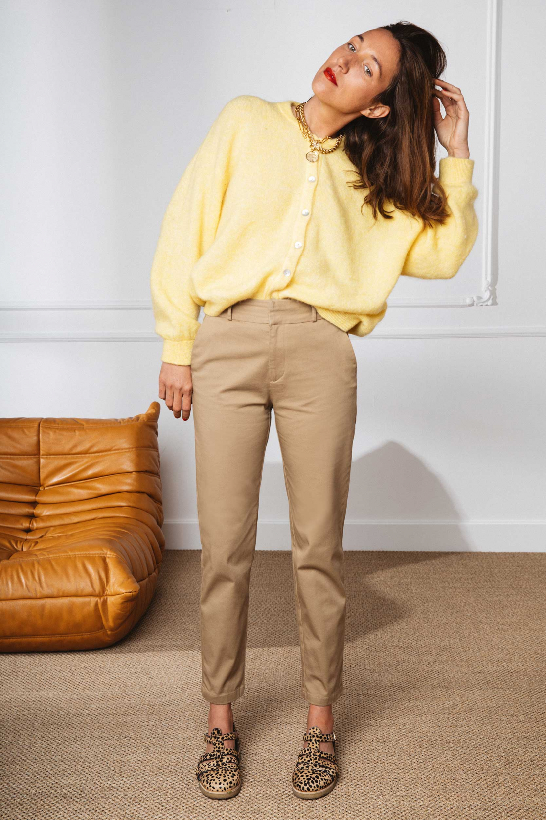 beige chinos outfit